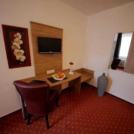 Parkhotel Und Boardingzimmer Hotel